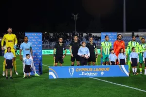 Πάφος FC - AEK: Δυνατά στη "μάχη" του τίτλου με Καμπρέρα!
