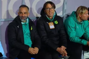 Πάφος FC - AEK: Δυνατά στη "μάχη" του τίτλου με Καμπρέρα!