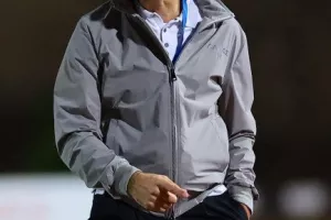 Πάφος FC - AEK: Δυνατά στη "μάχη" του τίτλου με Καμπρέρα!