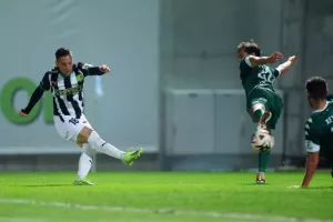 Ομόνοια 29Μ - ΑΕΚ: Πεντάρα και... χατ-τρικ Σολ!