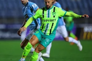 Πάφος FC - AEK: Δυνατά στη "μάχη" του τίτλου με Καμπρέρα!