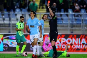 Πάφος FC - AEK: Δυνατά στη "μάχη" του τίτλου με Καμπρέρα!