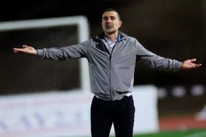 Πάφος FC - AEK: Δυνατά στη "μάχη" του τίτλου με Καμπρέρα!