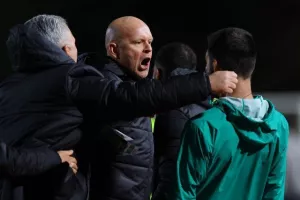 Πάφος FC - AEK: Δυνατά στη "μάχη" του τίτλου με Καμπρέρα!