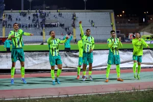 ΕΤΣΙ πανηγύρισαν το "διπλό" στην Πάφο! (Φώτος)