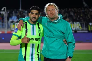 ΠΑΡΩΝ... ο Danny Henriques!