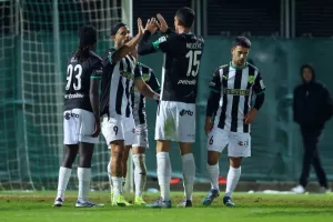 Ομόνοια 29Μ - ΑΕΚ: Πεντάρα και... χατ-τρικ Σολ!
