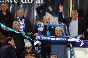 Πάφος - Ομόνοια/Φώτος από τις κερκίδες
