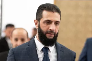 Διαλύεται η οργάνωση του αλ Σάρα στη Συρία – Τι είπε για το μέλλον της χώρας