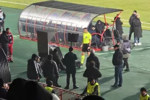 Γκολ η Noah, άκυρο για χέρι μέσω on field review 