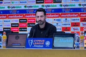 Πετράκης: "Δεν ήρθαμε για την ισοπαλία/Μπορούσαμε για ακόμη ένα γκολ"