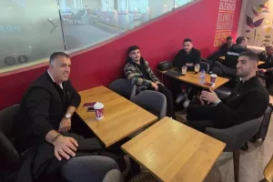 Καφεδάκι... με τους Κύπριους!