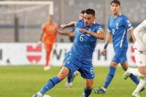 "Χτύπημα" Γαλανόπουλου... με Βάλια (Φώτος)