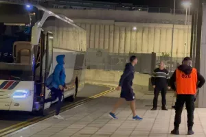 (ΦΩΤΟΡΕΠΟΡΤΑΖ) Η άφιξη του Απόλλωνα 