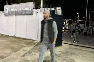 (ΦΩΤΟΡΕΠΟΡΤΑΖ) Η άφιξη της Πάφος Fc στο Δασάκι 