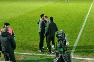 Πηγαδάκια πριν την σέντρα 
