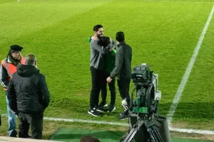 Πηγαδάκια πριν την σέντρα 