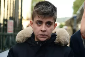 Κουκουλοφόροι ξυλοκόπησαν την Ειρήνη Μουρτζούκου