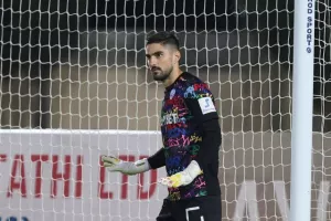 ΕΝΠ-Νέα Σαλαμίνα: Βυσσινί… πρόκριση στα πέναλτι! (φώτος)