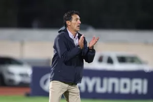 ΕΝΠ-Νέα Σαλαμίνα: Βυσσινί… πρόκριση στα πέναλτι! (φώτος)