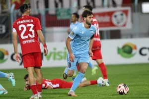 ΕΝΠ-Νέα Σαλαμίνα: Βυσσινί… πρόκριση στα πέναλτι! (φώτος)