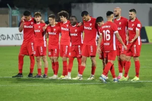 ΕΝΠ-Νέα Σαλαμίνα: Βυσσινί… πρόκριση στα πέναλτι! (φώτος)