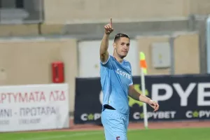 ΕΝΠ-Νέα Σαλαμίνα: Βυσσινί… πρόκριση στα πέναλτι! (φώτος)