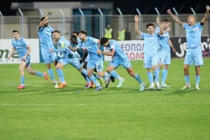 ΕΝΠ-Νέα Σαλαμίνα: Βυσσινί… πρόκριση στα πέναλτι! (φώτος)