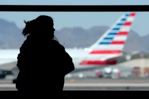 Η American Airlines καθηλώνει όλα τα αεροσκάφη της στις ΗΠΑ