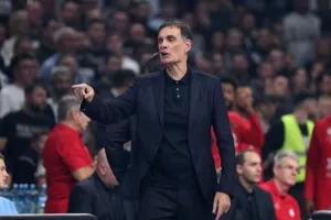 Μπαρτζώκας: «Πολύ ιδιαίτερο παιχνίδι σε δύσκολη έδρα»
