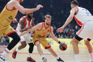 Βραχυκύκλωσε και έφυγε ηττημένος από το Βελιγράδι ο Ολυμπιακός