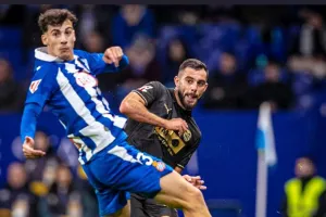 Κόλλησαν στο «Χ» και έμειναν στα χαμηλά της La Liga