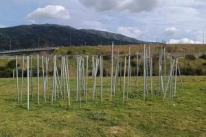 Τέμπη: Αντιδράσεις από την αντιπολίτευση για τα 58 καρφιά που αφαιρέθηκαν από το σημείο της τραγωδίας