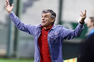 Μεντιλίμπαρ: «Δεν έπρεπε να παραχωρήσουμε κόρνερ - Όλες οι ομάδες δυσκολεύονται φέτος»
