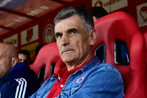 Το εκτόπισμα του Μεντιλίμπαρ κράτησε τον Ολυμπιακό στην κορυφή