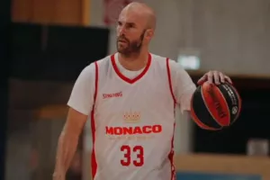 Επιστρέφει σε δύο εβδομάδες ο Νικ Καλάθης