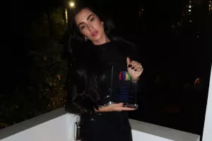 Η σύντροφος του Ροντινέι τον αποθέωσε για το βραβείο του