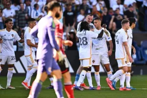 Οι Λος Άντζελες Γκάλαξι σήκωσαν το πρωτάθλημα στο MLS