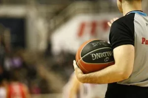 Οι διαιτητές της 11ης αγωνιστικής-Με Τσαρούχα το Παναθηναϊκός-Άρης