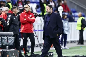 "Κοιτάζουμε να κάνουμε τη διαφορά με Ολυμπιακό και Φόρεστ, παρακολουθούμε τι κάνετε στην Ιταλία"