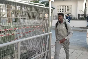 Αναμενόμενο με Λούκασεν