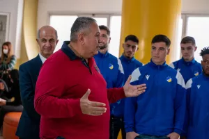 Η Stoiximan και ο ΑΠΟΕΛ προσέφεραν χαρά και αισιοδοξία στα παιδιά του Νοσοκομείου Αρχιεπίσκοπος Μακάριος ΙΙΙ