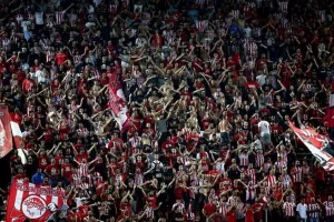 Ο Ολυμπιακός ανακοίνωσε sold out για τον αγώνα με τον Παναθηναϊκό