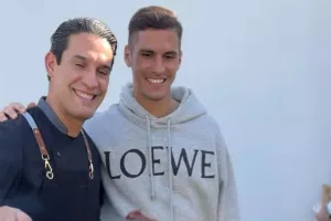 (Βίντεο) Γενέθλια ο Πιέρος με... ΑΠΟΕΛίστικο μπάρμπεκιου!