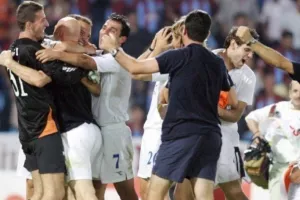 Σόκαρε... τους τούρκους (ΑΝΟ)