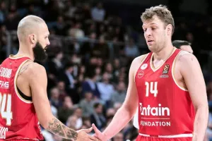 Βεζένκοφ: "Ξέρουμε τι παίκτης είναι ο Φουρνιέ, δεν μας εκπλήσσει..."
