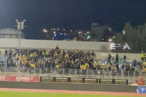 (Βίντεο-Φώτος kerkida) ΑΣΤΑΜΑΤΗΤΟΙ παρά την βαριά ήττα οι ΑΕΛίστες