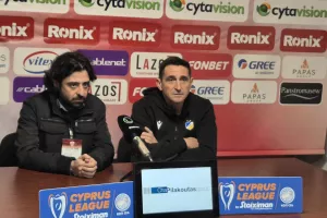 Χιμένεθ/"Το χειρότερο 1ο ημίχρονο- Δεν μπορώ να καταλάβω πως δεν σφυρίχτηκε το 2ο πέναλτι πάνω στον Ελ Αραμπί"