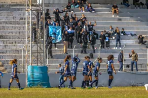 ΔΕΝ εμφανίστηκε στον αγώνα με την Apollon Ladies η Καρμιώτισσα