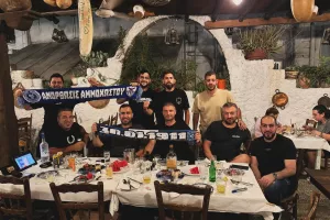 “Κάτι παιδιά αλλιώτικα, είναι ξανά μπροστά…” 
